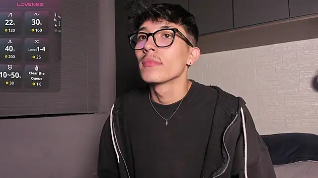 Snapshot of tim__fox chatting on 04.16.26 tim fox online show from 04.16.26