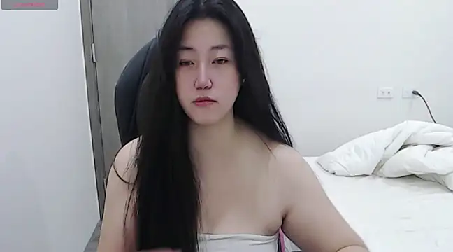 minnie9009 online show from 02.13.25