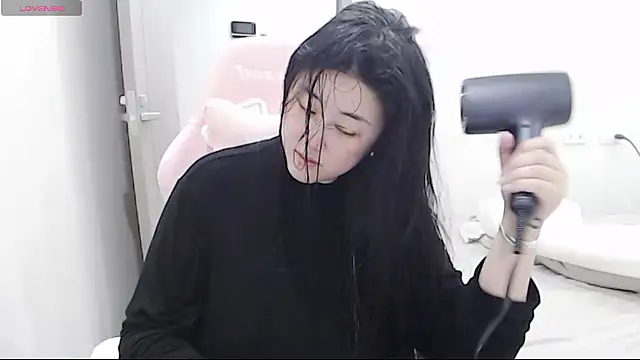 minnie9009 online show from 01.16.26