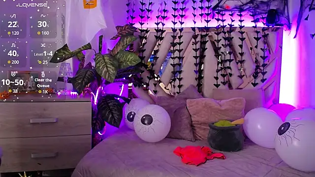 NyxAndria 1 online show from 10.19.25