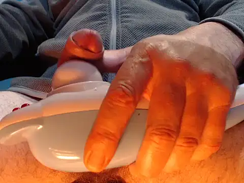 itsmeyes69 online show from 09.27.25