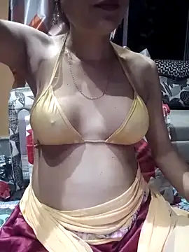 Snapshot of SANA-LEONI chatting on 02.13.25 SANA-LEONI online show from 02.13.25