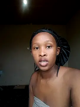 Snapshot of daddysgirly20 chatting on 03.04.25 daddysgirly20 online show from 03.04.25