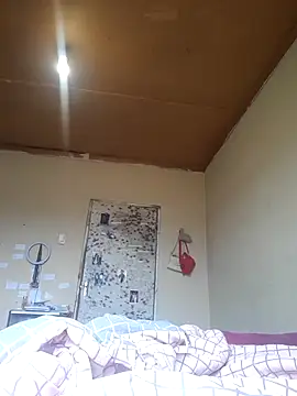 Snapshot of daddysgirly20 chatting on 11.06.25 daddysgirly20 online show from 11.06.25