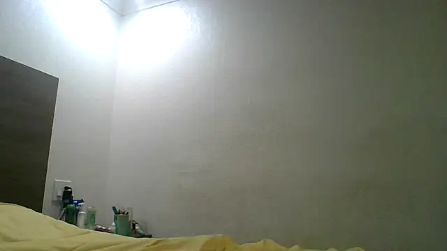 Snapshot of ExoticChocolit chatting on 01.20.25 ExoticChocolit online show from 01.20.25