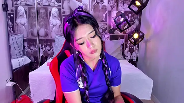 Snapshot of Lil_ceyy chatting on 09.19.25 Lil ceyy online show from 09.19.25