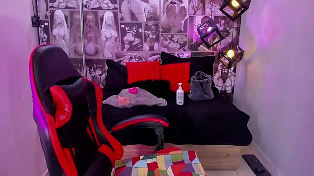 Snapshot of Lil_ceyy chatting on 10.14.25 Lil ceyy online show from 10.14.25