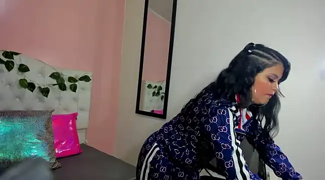 EmmySweett2 online show from 02.12.25