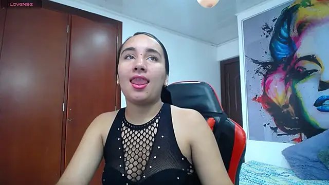 Maylin horny19 online show from 02.21.26