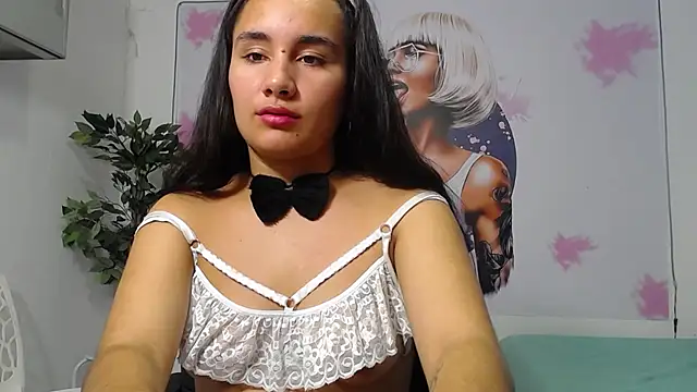 Snapshot of Maylin_horny19 chatting on 04.21.26 Maylin horny19 online show from 04.21.26