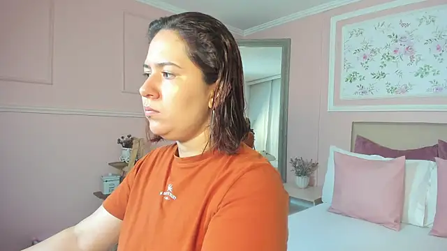 zoes milee online show from 03.17.25