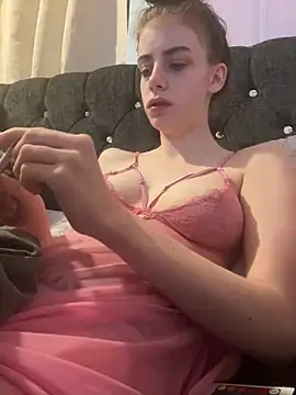 VioletxBlue online show from 03.20.25