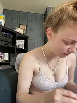 Snapshot of VioletxBlue chatting on 06.02.26 VioletxBlue online show from 06.02.26