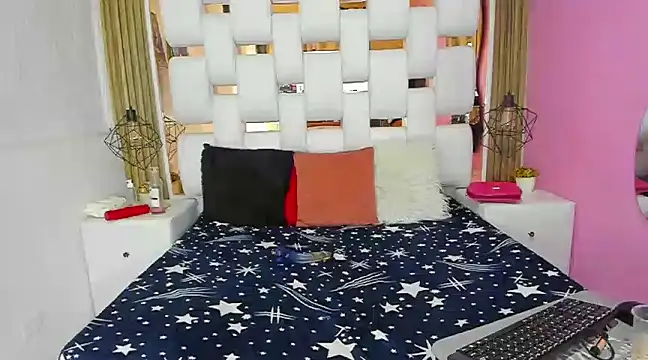 SolEvanss online show from 02.20.25