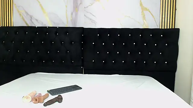 SalomeSimonz online show from 03.07.25