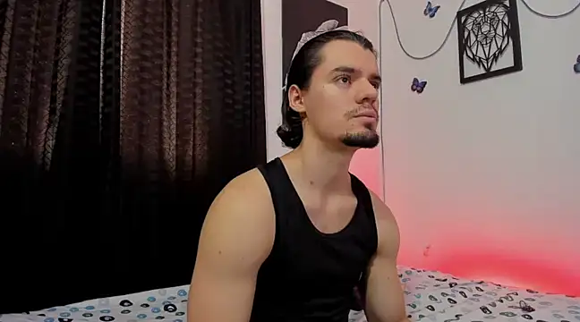 Snapshot of maxi_styles chatting on 03.01.25 maxi styles online show from 03.01.25