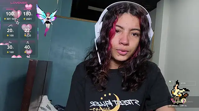 Lovelyamyy online show from 10.18.25