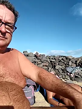 MountJohnXL online show from 12.17.25