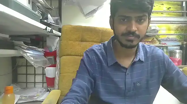 Snapshot of cute_modell chatting on 02.12.25 cute modell online show from 02.12.25