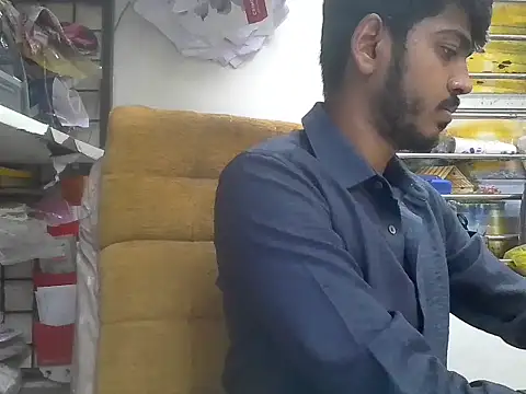 Snapshot of cute_modell chatting on 03.05.26 cute modell online show from 03.05.26