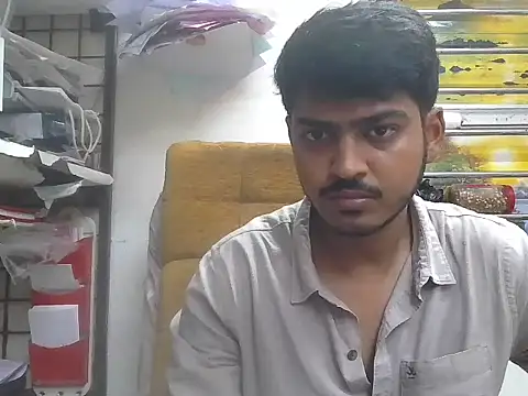 Snapshot of cute_modell chatting on 05.18.26 cute modell online show from 05.18.26