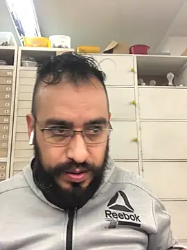 leonardohot1987 online show from 02.05.25