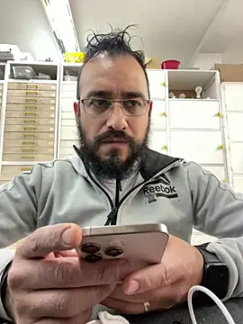 leonardohot1987 online show from 02.21.25