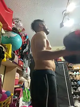 leonardohot1987 online show from 03.07.25