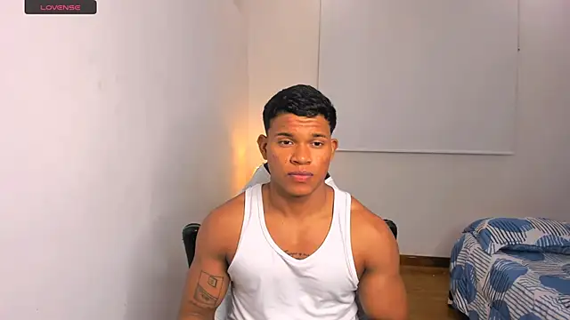 Snapshot of maxsteel177 chatting on 02.28.25 maxsteel177 online show from 02.28.25