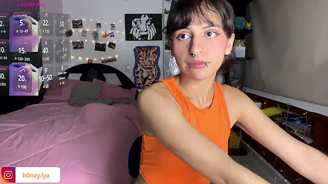 B0nnie H0ney online show from 01.15.25