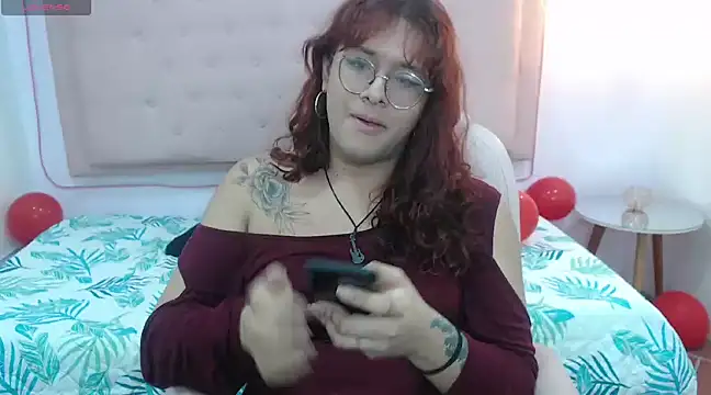 Snapshot of kathepickmanx chatting on 02.16.25 kathepickmanx online show from 02.16.25