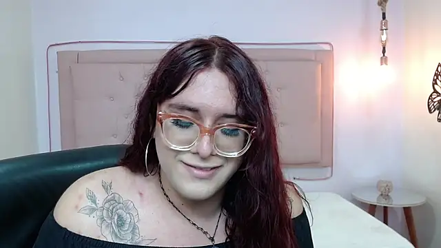 Snapshot of kathepickmanx chatting on 09.13.25 kathepickmanx online show from 09.13.25