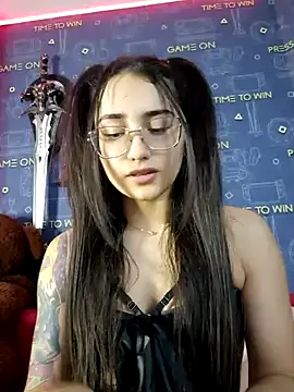 LittleX Angel online show from 02.14.25