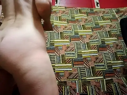 Zuzell Sweet online show from 10.28.25