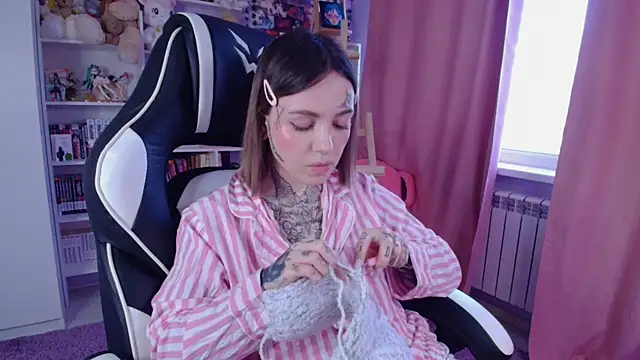 Catharsisi online show from 02.21.25