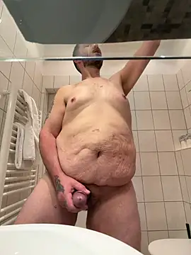 Mike3821 online show from 04.28.26