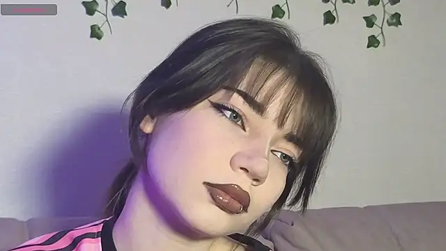 Snapshot of CassJonn chatting on 03.25.26 CassJonn online show from 03.25.26