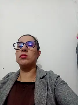 Snapshot of CHARLOTTE_1711 chatting on 02.14.25 CHARLOTTE 1711 online show from 02.14.25