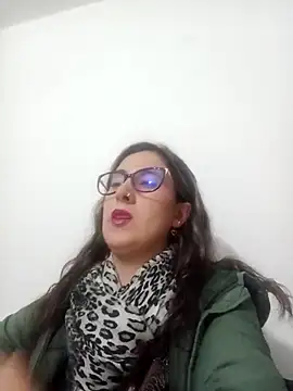 Snapshot of CHARLOTTE_1711 chatting on 02.19.25 CHARLOTTE 1711 online show from 02.19.25