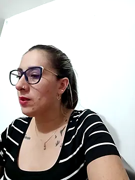 Snapshot of CHARLOTTE_1711 chatting on 03.03.25 CHARLOTTE 1711 online show from 03.03.25