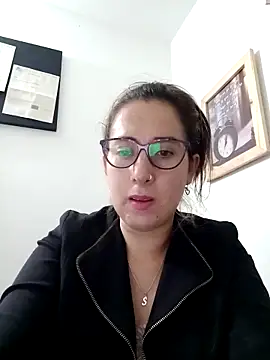 Snapshot of CHARLOTTE_1711 chatting on 03.04.25 CHARLOTTE 1711 online show from 03.04.25