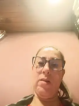 Snapshot of CHARLOTTE_1711 chatting on 05.14.26 CHARLOTTE 1711 online show from 05.14.26