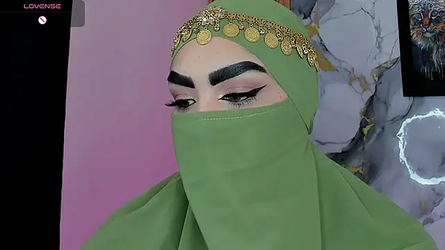 Snapshot of Maissa_Alabi chatting on 05.31.26 Maissa Alabi online show from 05.31.26