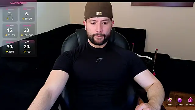 Snapshot of hairyncuteass chatting on 05.10.26 hairyncuteass online show from 05.10.26
