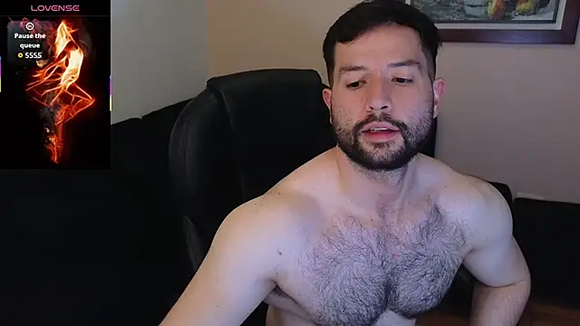 Snapshot of hairyncuteass chatting on 05.29.26 hairyncuteass online show from 05.29.26