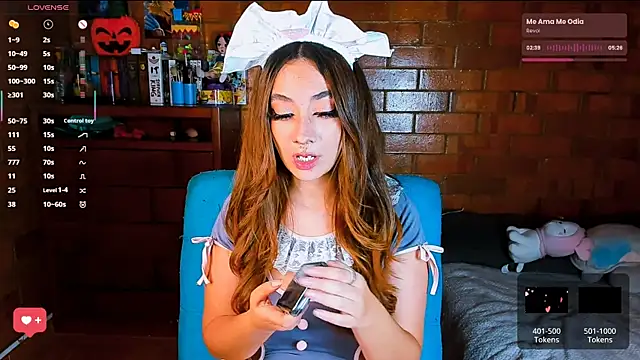 Annycolin  online show from 11.06.25