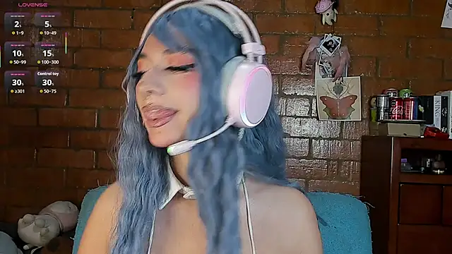 Annycolin  online show from 06.18.26