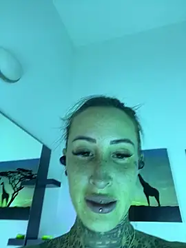 Black sweet Rose online show from 01.23.25