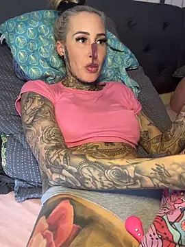 Black sweet Rose online show from 02.22.26