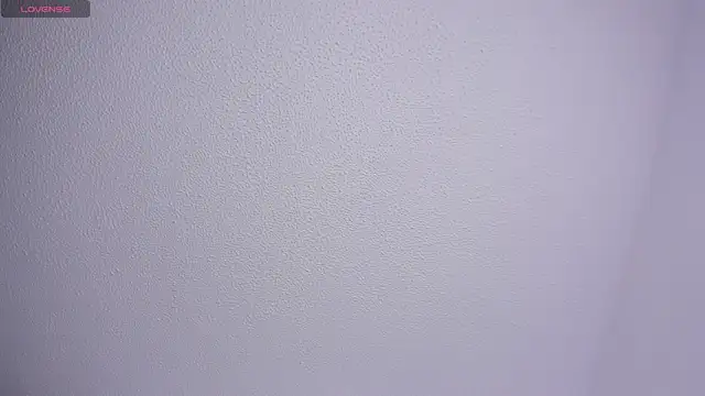 Snapshot of raven__white1 chatting on 02.18.25 raven  white1 online show from 02.18.25